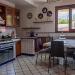 Villa Etna Da Mare